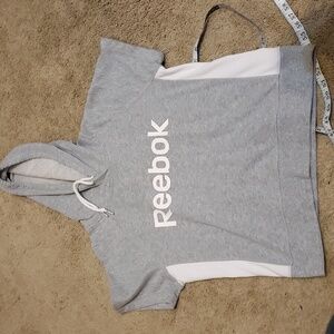 Short sleeve hoodie